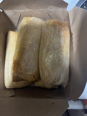 Los Tamales Locos by null
