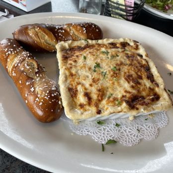 Fish Whistle - Delicious hot crab dip - Bars Near Me - Georgetown, Maryland