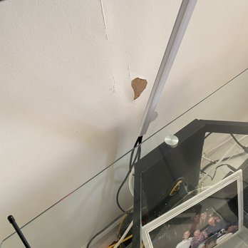 Mount Atlanta - Look all the Sheetrock came off - TV Mounting Near Me Mount Atlanta - Look all the Sheetrock came off - TV Mounting Near Me
