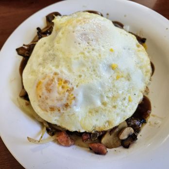 Eggs 'n Things - Waikiki Beach Eggspress - Loco moco. - Breakfast & Brunch Near Me - Honolulu, Hawaii Eggs 'n Things - Waikiki Beach Eggspress - Loco moco. - Breakfast & Brunch Near Me - Honolulu, Hawaii