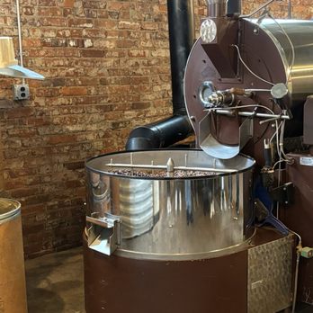 Olive and Sinclair Chocolate - Chocolatiers & Shops Near Me - Nashville, Tennessee