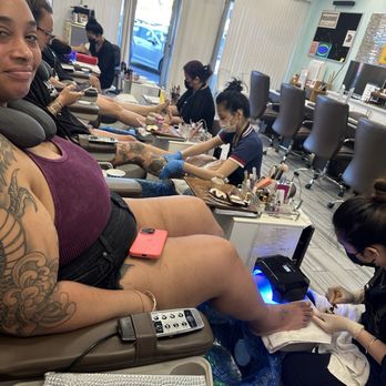 Mili Nail Two - Deluxe pedicures - Nail Salons Near Me - Honolulu, Hawaii Mili Nail Two - Deluxe pedicures - Nail Salons Near Me - Honolulu, Hawaii