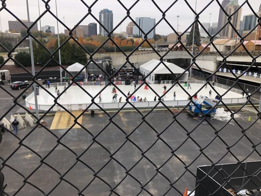 Skate The Station by null