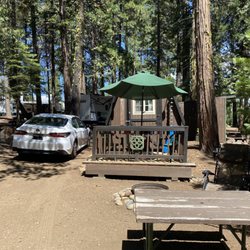 Golden Pines RV Resort & Campground - Zen cabin