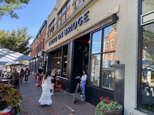 Bistro on Bridge by null