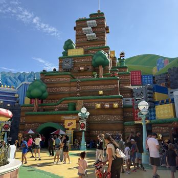 Super Nintendo World - Amusement Parks Near Me - Universal City, California