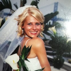 Artizan Salon & Spa - Accommodates wedding parties