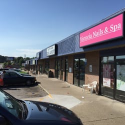 Victoria's Nails and Spa