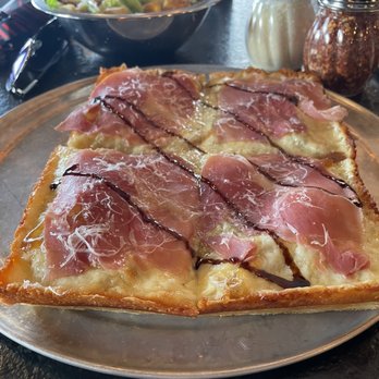 Via 313 Pizza - Pizza Near Me - San Antonio, Texas Via 313 Pizza - Pizza Near Me - San Antonio, Texas
