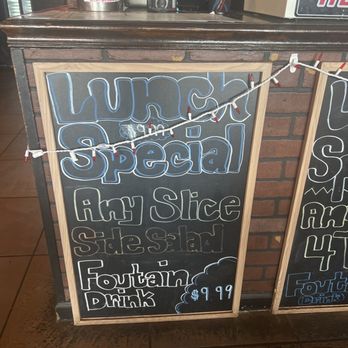 Brooklyn Pizza - Lunch Specials - Pizza Near Me - Crestview, Florida