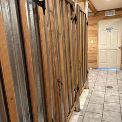 Fort Stockton Resort And RV Park - Available women's restroom stalls