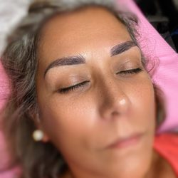 Microblading Studio - Powder brows