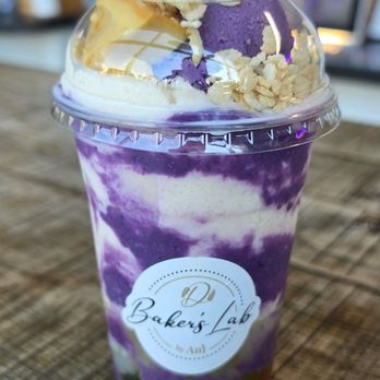 D Baker's Lab by AnJ - Halo halo supreme - Filipino Near Me - Panorama City, California D Baker's Lab by AnJ - Halo halo supreme - Filipino Near Me - Panorama City, California