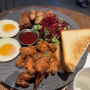 La Foret - Pretty filling - Cafes Near Me - Coquitlam, British Columbia