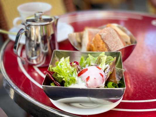 Café George V by null