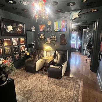 His & Hers Salon and Spa - Massage chairs and amazing decor! - Waxing Near Me - Santa Rosa, California His & Hers Salon and Spa - Massage chairs and amazing decor! - Waxing Near Me - Santa Rosa, California