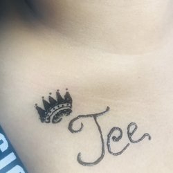 Rozi Eyebrows Threading and Henna - #cute henna tattoo