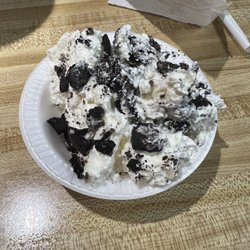Backporch Steak & Seafood - Oreo Desert - the only good thing here