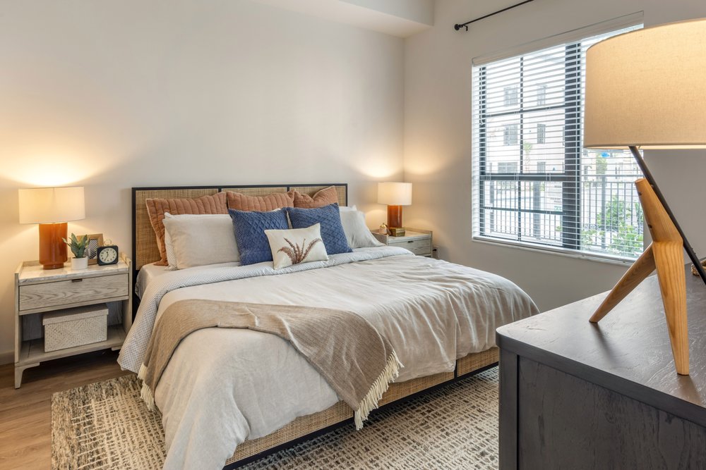 LENOX HILLS Updated September 2024 10 Reviews 17927 Overlook Lp