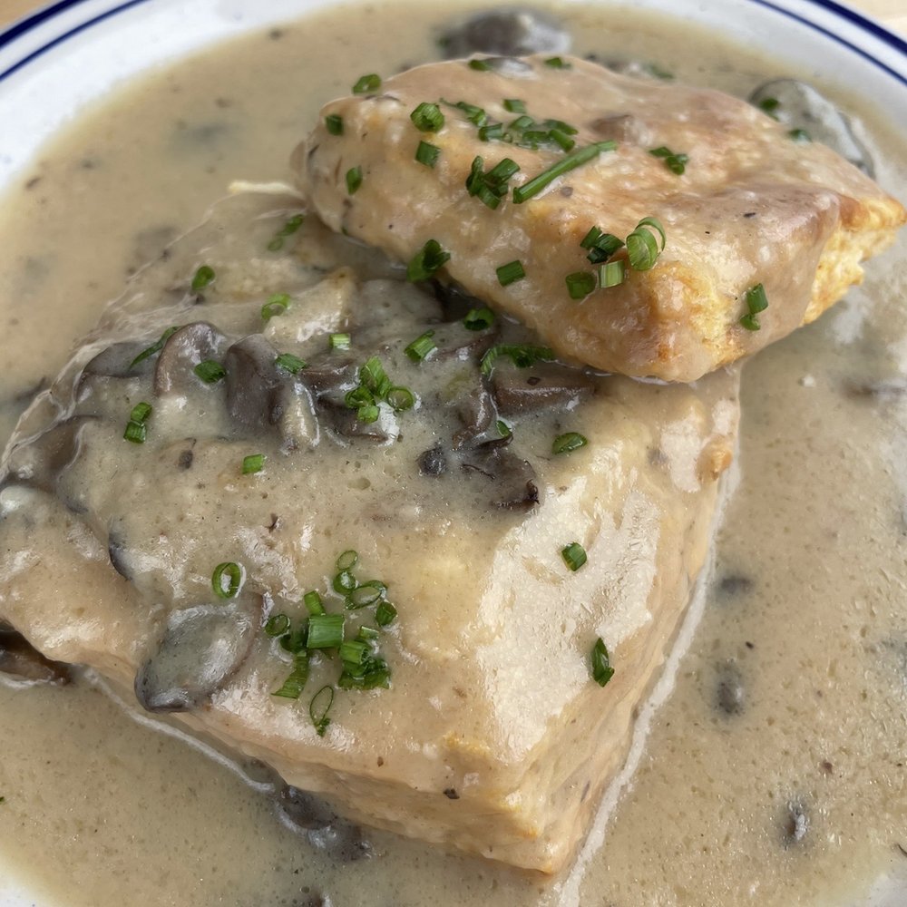 Dollop Diner - Biscuits and Porcini Gravy - Breakfast & Brunch Near Me - Chicago, Illinois Dollop Diner - Biscuits and Porcini Gravy - Breakfast & Brunch Near Me - Chicago, Illinois
