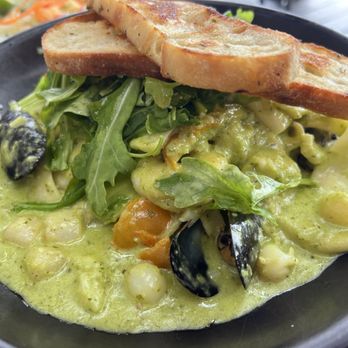 C Level - Seafood Pasta - New American Near Me - San Diego, California