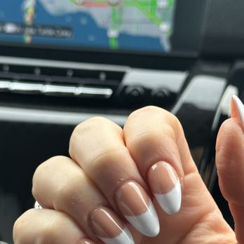 Ivania’s Nails - Smudged lines - Nail Salons Near Me - North Miami Beach, Florida