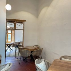 Naranja Dulce - Upstairs seating