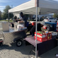 Mojo's Famous Hot Dogs - The ‍