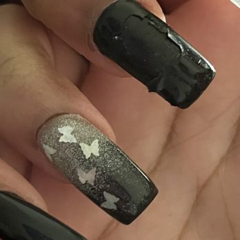 Classy Nails - Peeling middle finger and scabs near cuticle - Nail Salons Near Me - Daly City, California Classy Nails - Peeling middle finger and scabs near cuticle - Nail Salons Near Me - Daly City, California