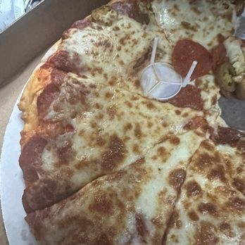 The Pizza Factory - Pepperoni Jalapeño Pizza - cooked normal - Pizza Near Me - Shelby, Michigan The Pizza Factory - Pepperoni Jalapeño Pizza - cooked normal - Pizza Near Me - Shelby, Michigan
