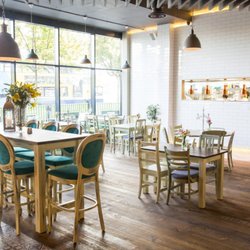 Gourmet Food Parlour