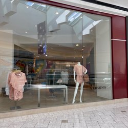 Versona - Outside signage