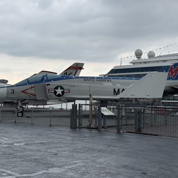 Uss Intrepid Association - F-4 Phantom - Museums Near Me - New York, New York Uss Intrepid Association - F-4 Phantom - Museums Near Me - New York, New York