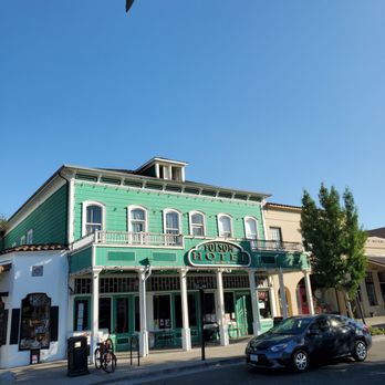 Folsom Historic District - Folsom Hotel. A piece of gold rush history! - Landmarks & Historical Buildings Near Me - Folsom, California Folsom Historic District - Folsom Hotel. A piece of gold rush history! - Landmarks & Historical Buildings Near Me - Folsom, California