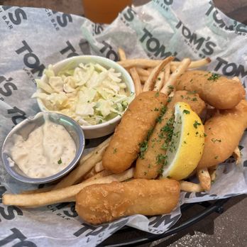 Tom's Watch Bar - Fish n chips - Sports Bars Near Me - Indianapolis, Indiana Tom's Watch Bar - Fish n chips - Sports Bars Near Me - Indianapolis, Indiana