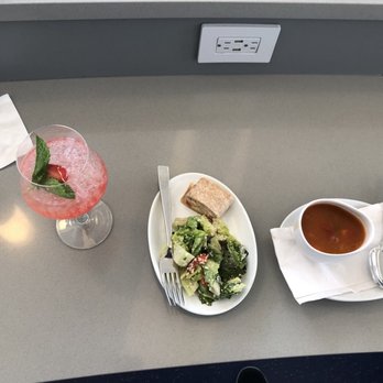 The Club DFW - Airport Lounges Near Me - Grapevine, Texas