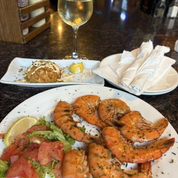 Hyman's Seafood - Seafood Near Me - Charleston, South Carolina Hyman's Seafood - Seafood Near Me - Charleston, South Carolina