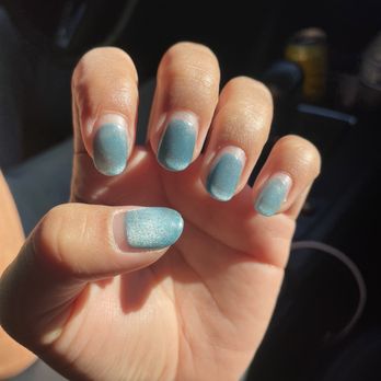 Utopia Beauty Salon - 4 weeks later Gel Cat Eye Manicure - Nail Salons Near Me - Arcadia, California