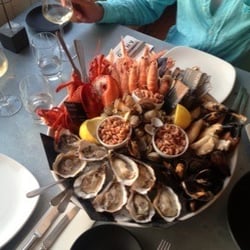 KW106 - Fruits de mer at KW106 beach restaurant