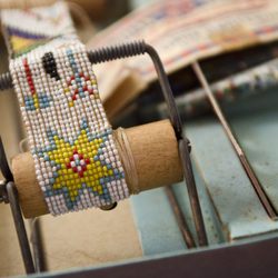 The Andiron Seaside Inn & Cabins - Indian beadwork kit in "Make" Cabin