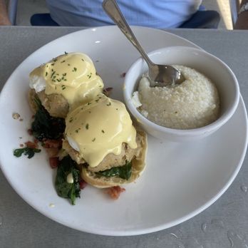 Brick & Spoon - Orange Beach - crab cakes bennie - Breakfast & Brunch Near Me - Orange Beach, Alabama
