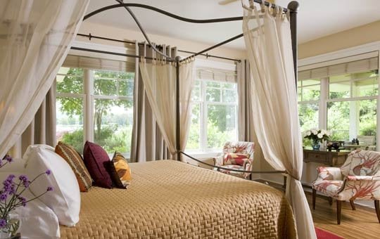 Lookout Point Lakeside Inn by null