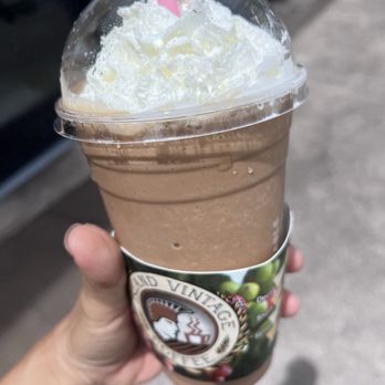 Island Vintage Coffee - Macadamia mocha - Acai Bowls Near Me - Honolulu, Hawaii Island Vintage Coffee - Macadamia mocha - Acai Bowls Near Me - Honolulu, Hawaii