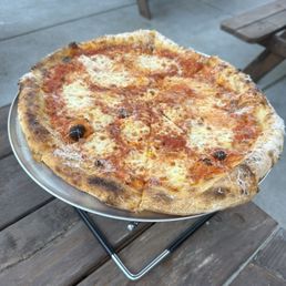 Cheese pizza 100/10