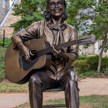 Etta Baker Memorial - Public Art Near Me - Morganton, North Carolina Etta Baker Memorial - Public Art Near Me - Morganton, North Carolina