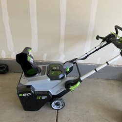 Ace Hardware Saddle Rock