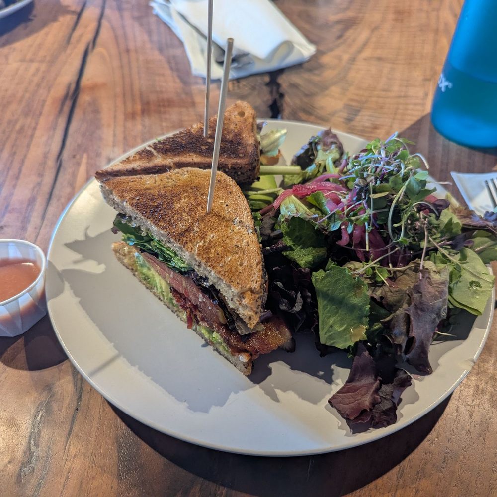 Communal Cafe - Gluten free BLTA - Cafes Near Me - Nevada City, California