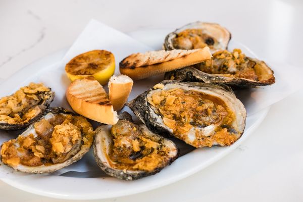 Water Street Oyster Bar by null