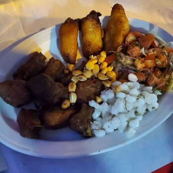 La Peña Restaurante - Fritada - Latin American Near Me - Chicago, Illinois La Peña Restaurante - Fritada - Latin American Near Me - Chicago, Illinois