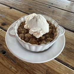 Longhorn Restaurant & Bar - Apple Cobbler